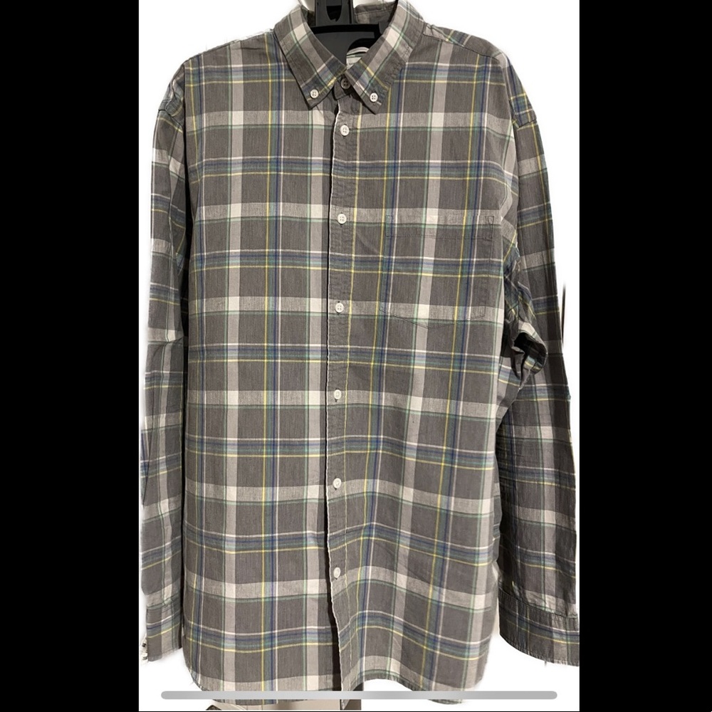 Men’s XL Old Navy Regular Fit Classic Shirt